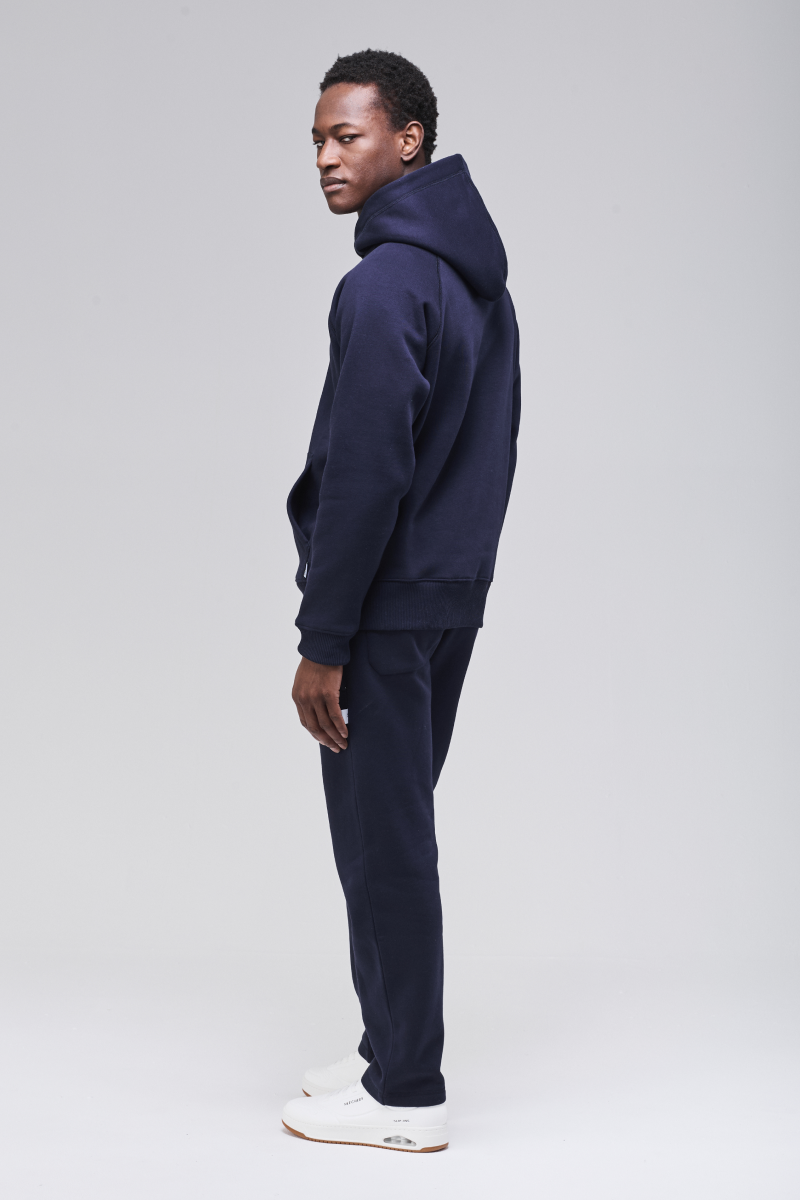 Side view, full figure